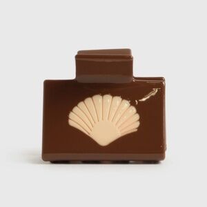 Guadalupe Hair Clip in Deep Cocoa Shell